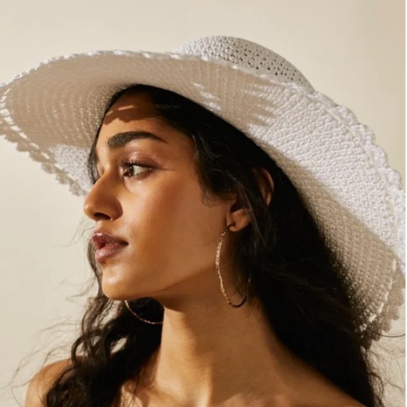 Free people Amelia hat new without tags one size white